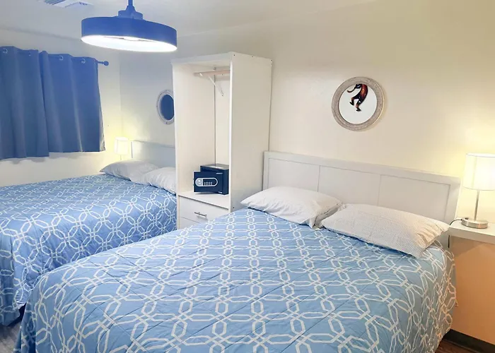 Style 2br 2ba W Jacuzzi Near Airport Holiday home *